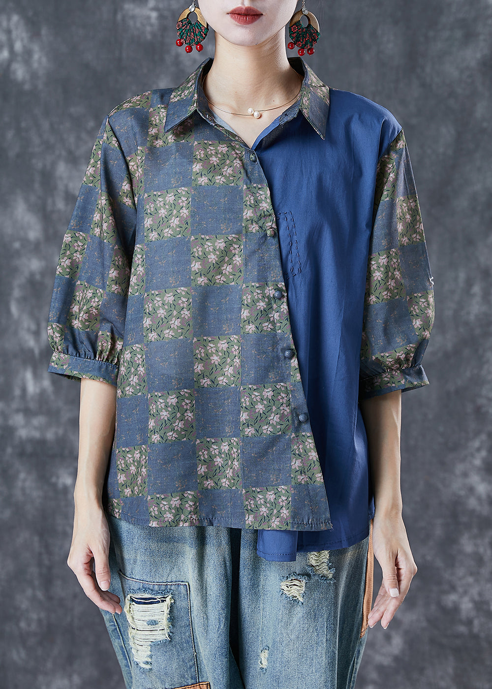 Effortlessly Elegant Top with a Timeless Design