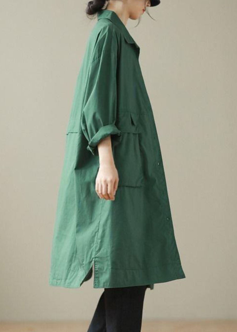 Well Tailored Coat with a Graceful Silhouette