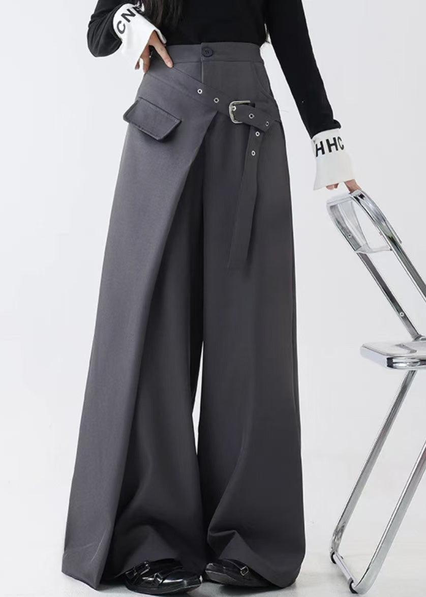 Well Tailored Pants with a Graceful Silhouette