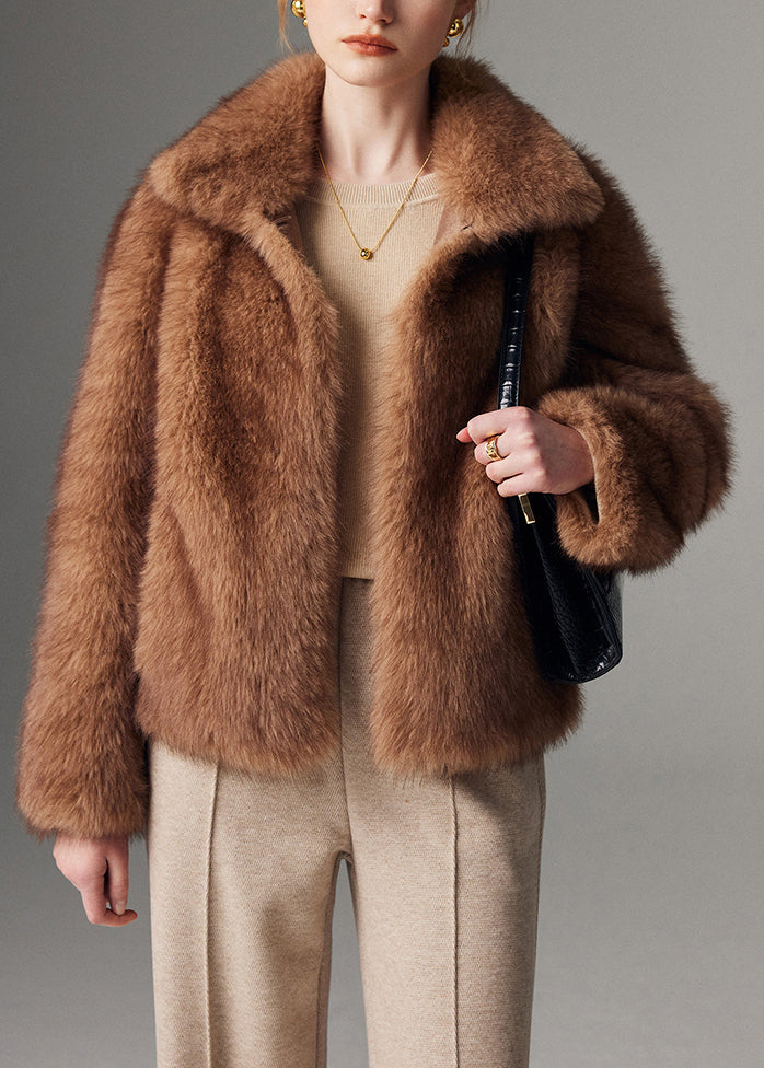 Effortlessly Elegant Jacket with a Timeless Design