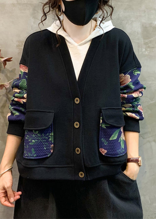 Elegantly Styled Coat for Everyday Wear