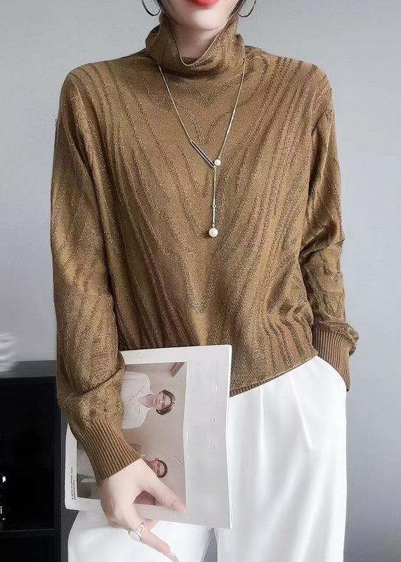 Beautifully Balanced Top with Timeless Character