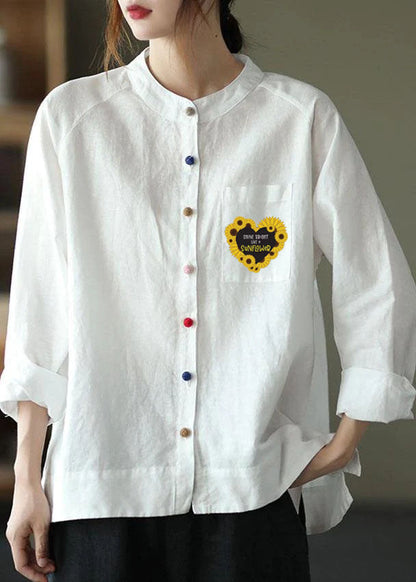 Classic Vintage Blouse with a Flattering Fit
