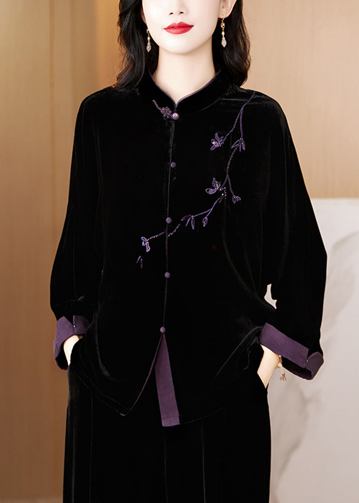 Classic Vintage & Enduringly Stylish Coat
