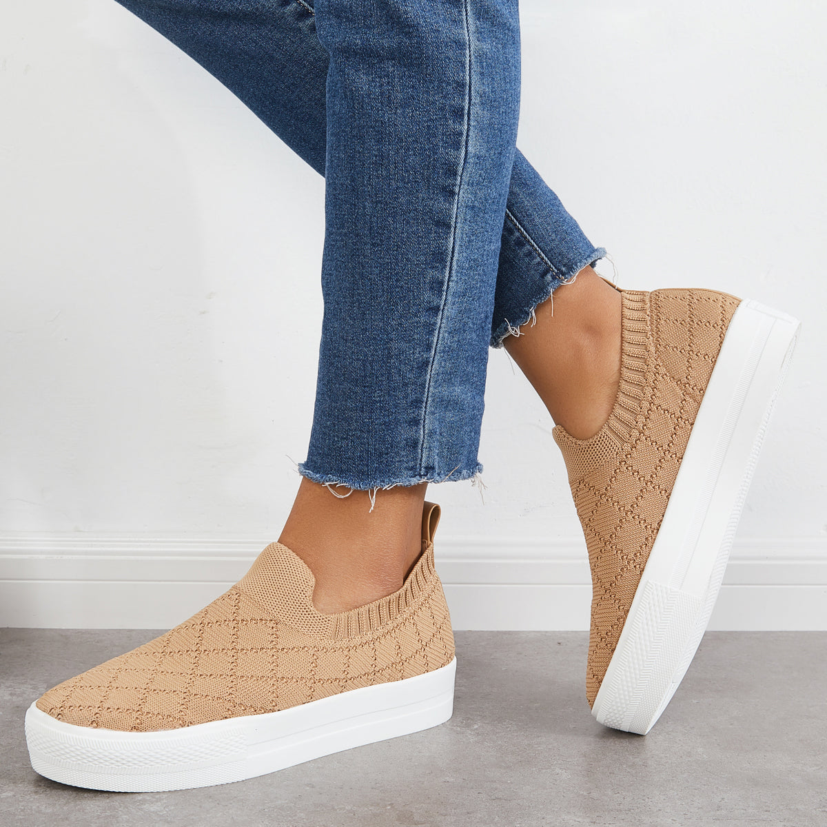 Chic Orthopedic Loafers with Unique Design