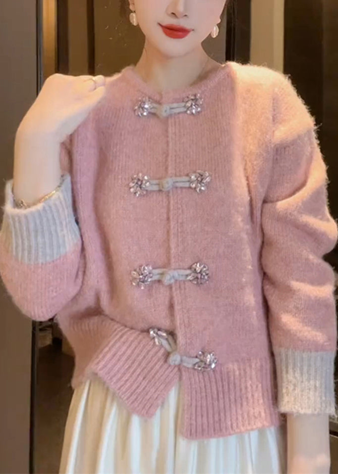 Gracefully Styled Cardigan for Any Occasion