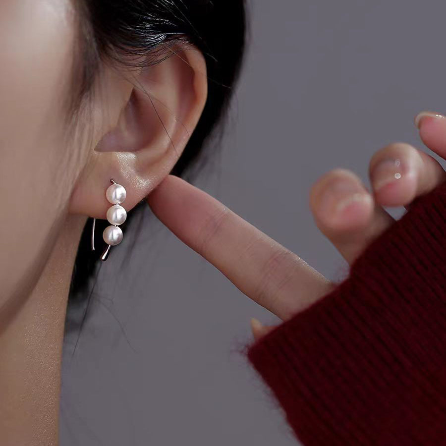 Classic Silver Earring with Timeless Appeal