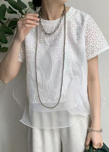 Beautifully Finished Top in a Timeless Design