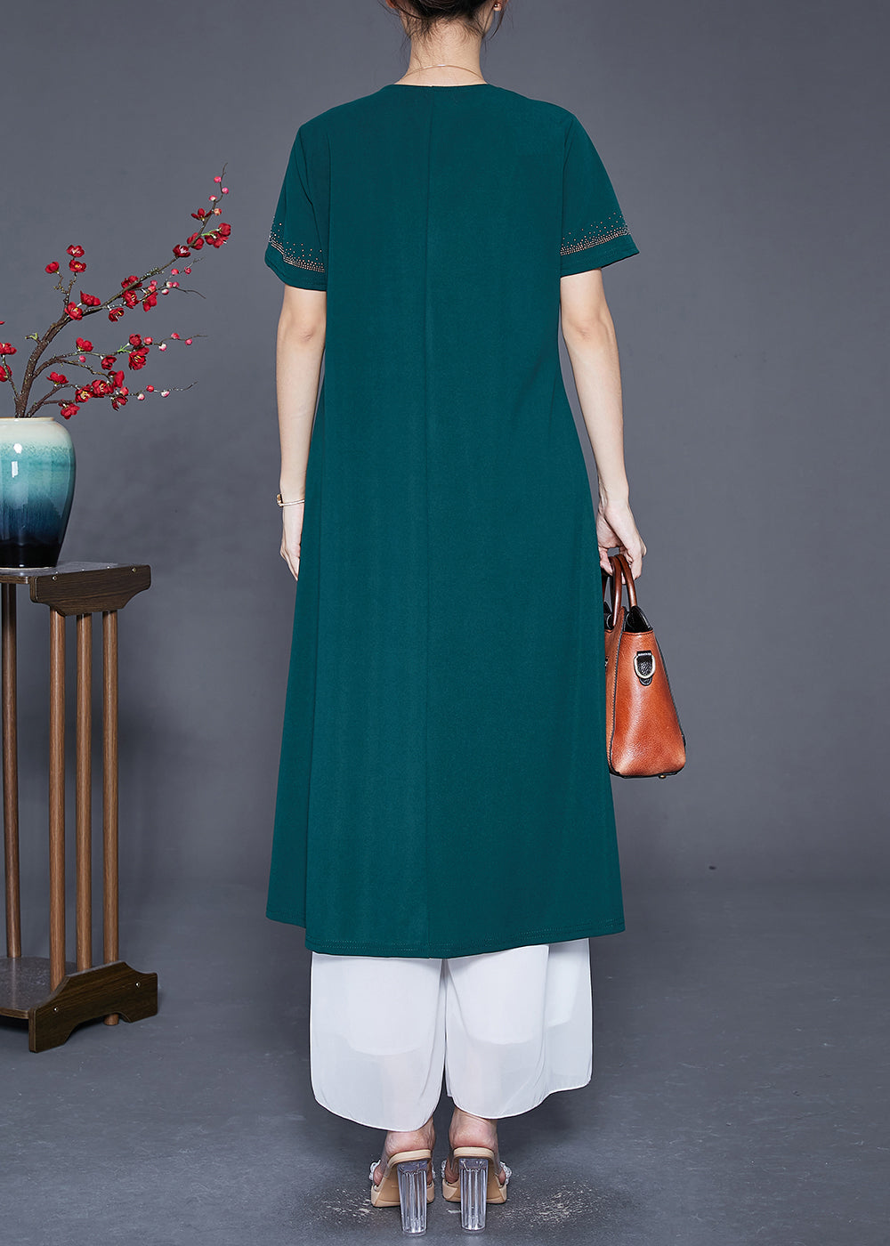 Polished Dress with an Effortless Classic Look