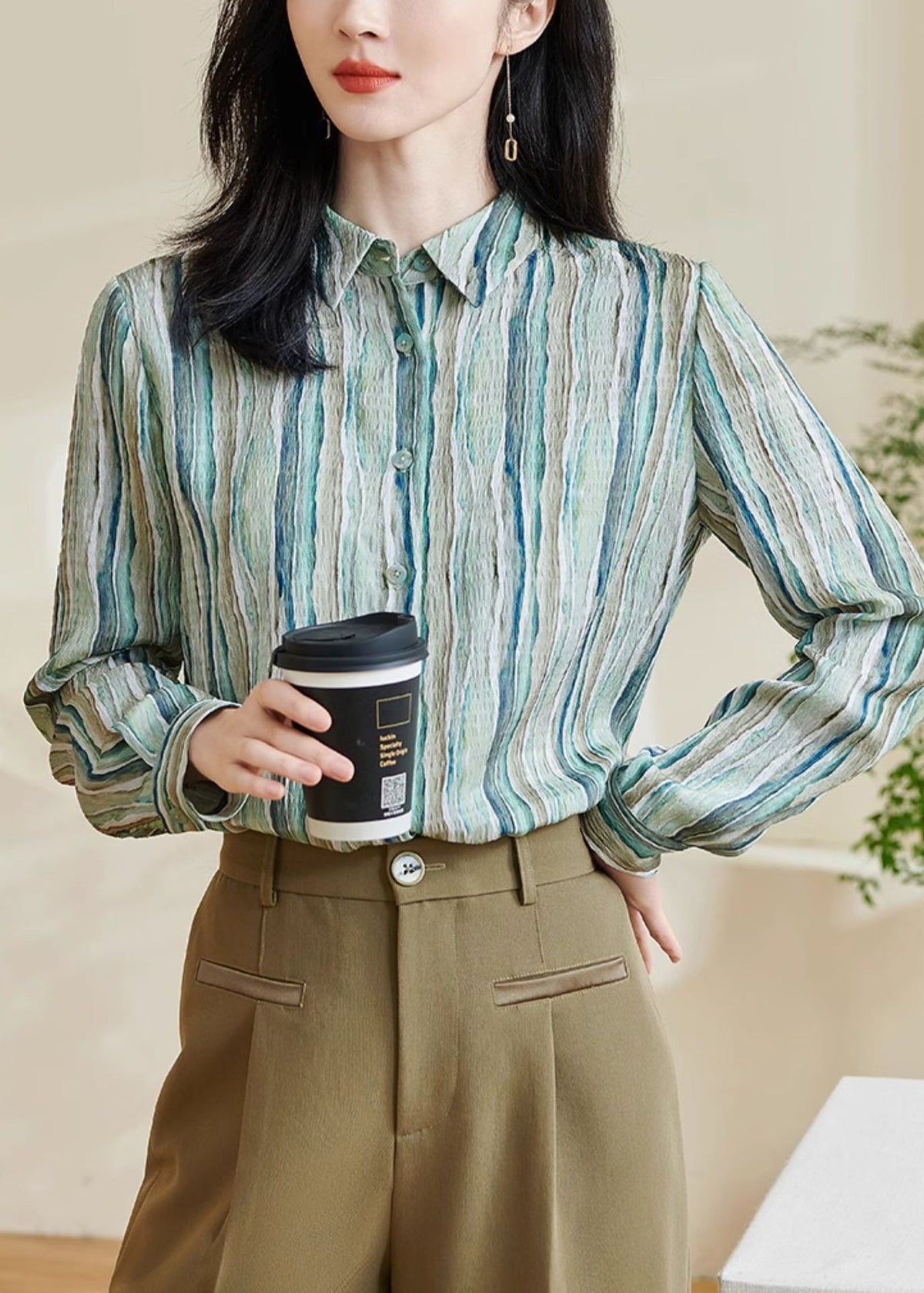 Beautifully Finished Blouse in a Timeless Design