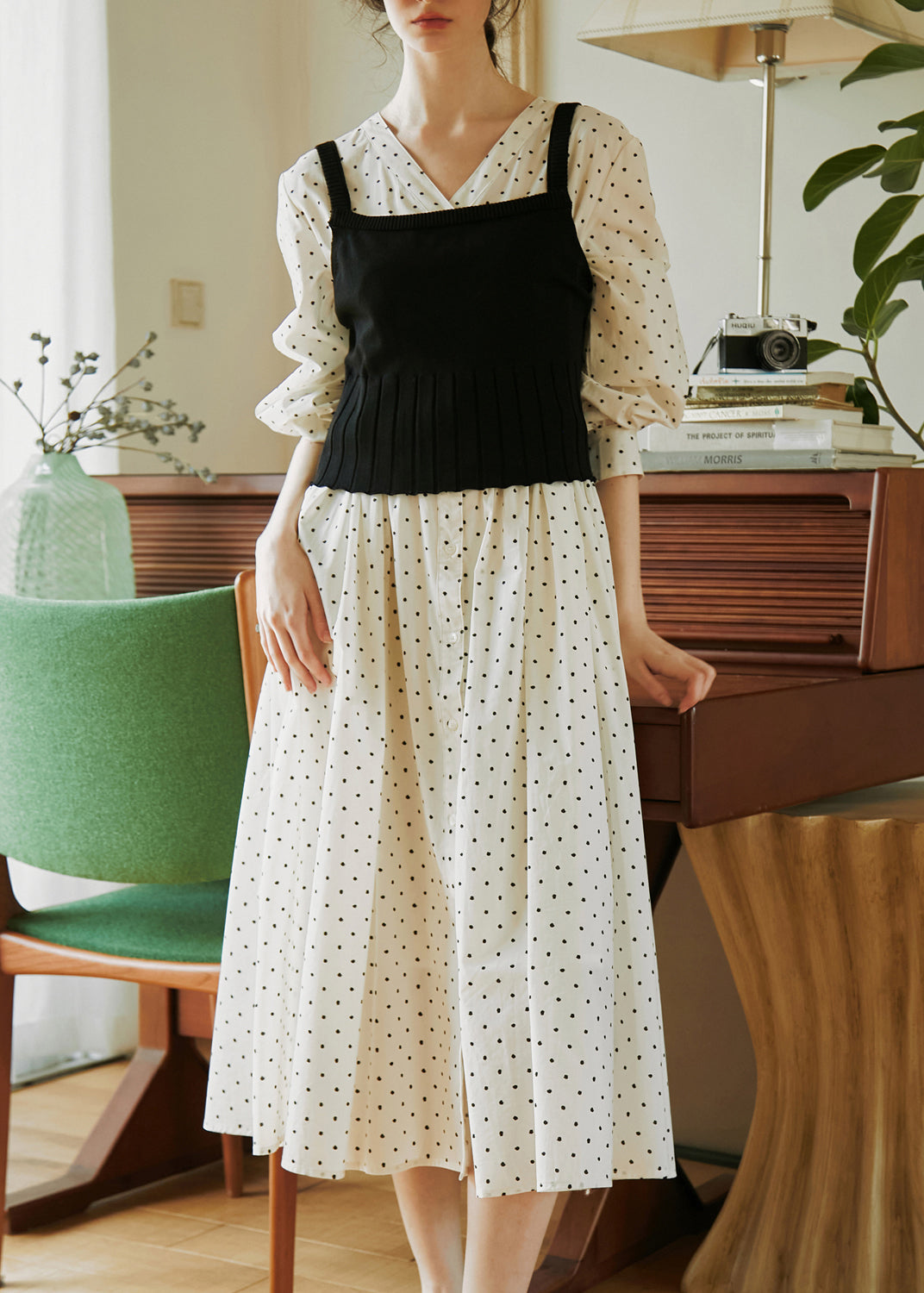 Well Tailored Dress with a Graceful Silhouette