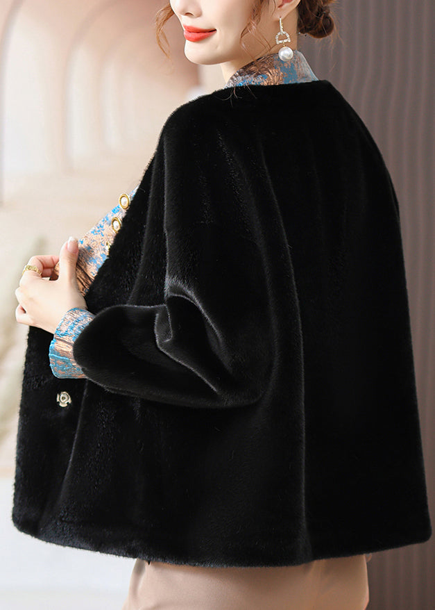 Sophisticated Coat with a Clean Classic Look
