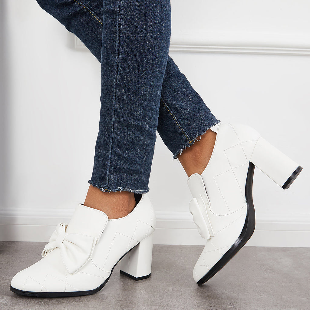 Classic Orthopedic Pumps with Timeless Style