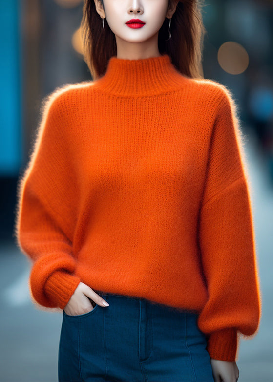 Effortlessly Elegant Top with a Timeless Design