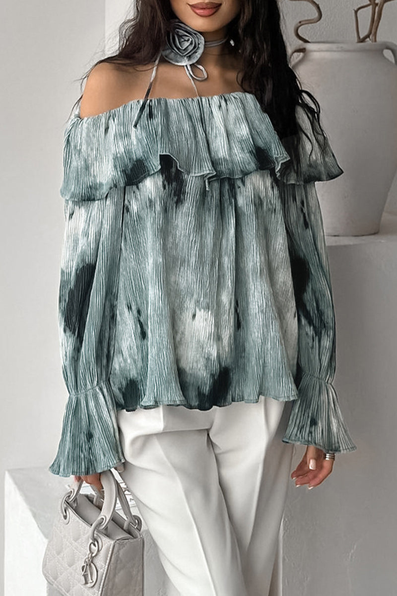 Gracefully Styled Blouse for Any Occasion