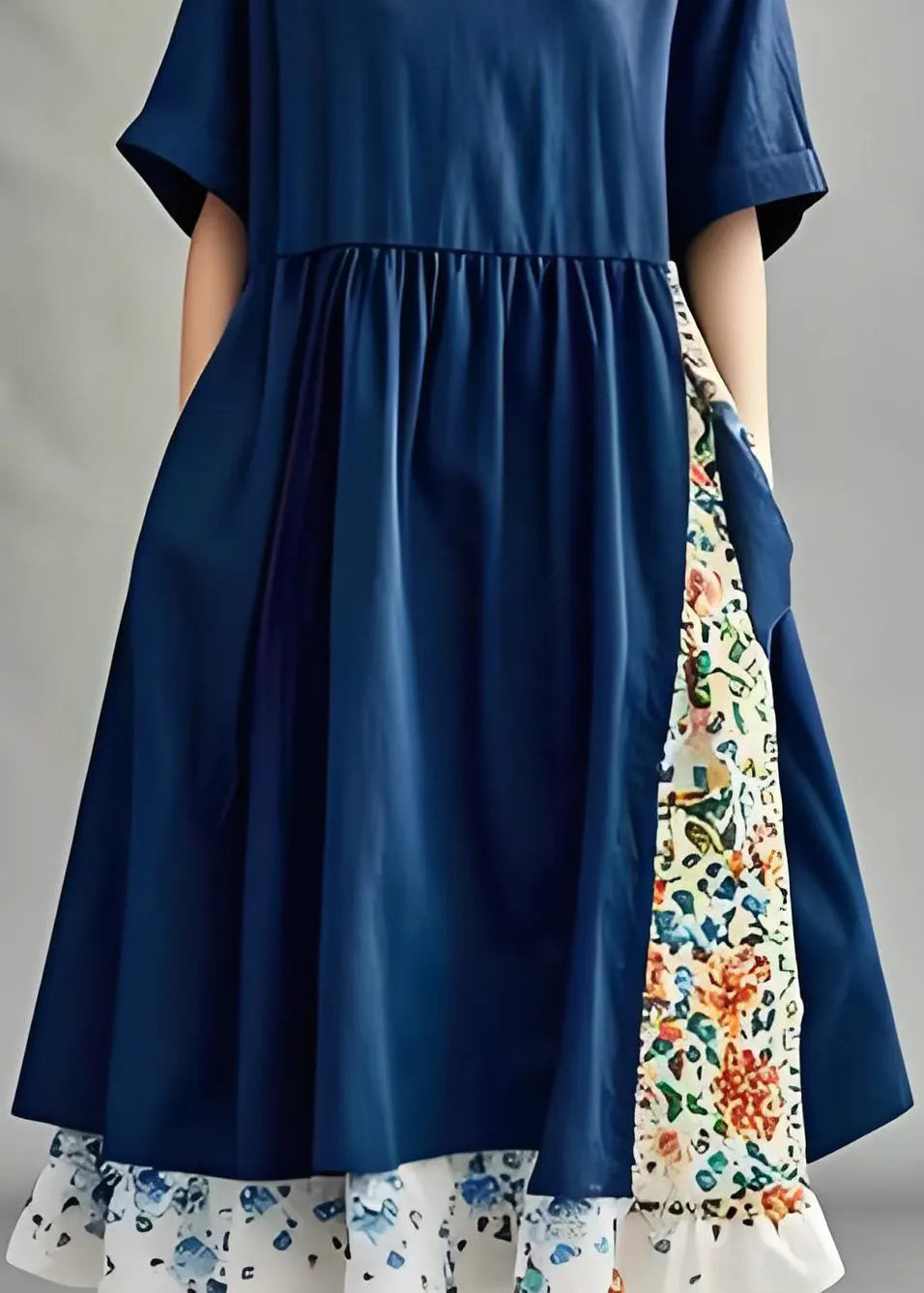 Classic Vintage Dress with a Flattering Fit