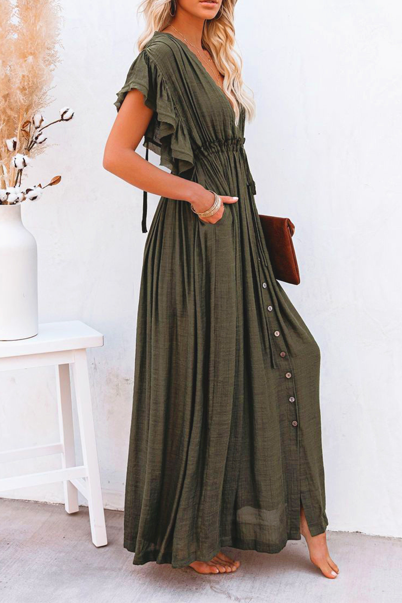 Sophisticated Dress with a Clean Classic Look