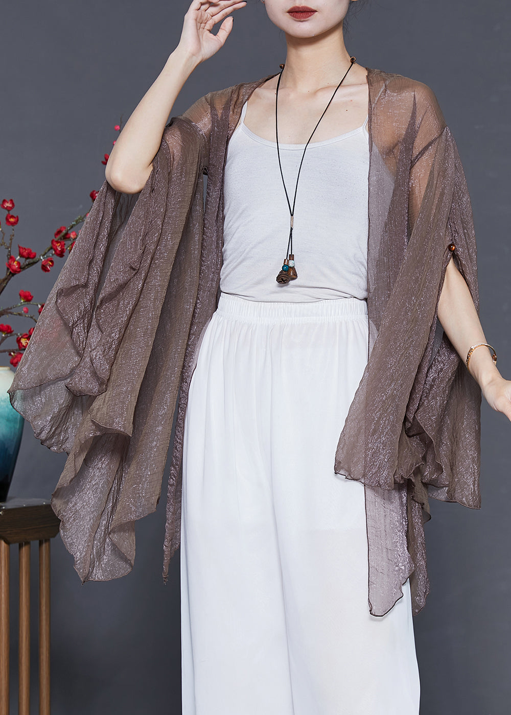 Effortlessly Elegant Cardigan with a Timeless Design