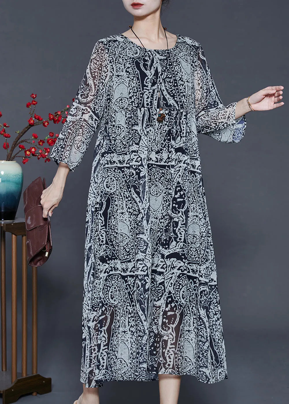 Beautifully Crafted Dress in a Classic Style