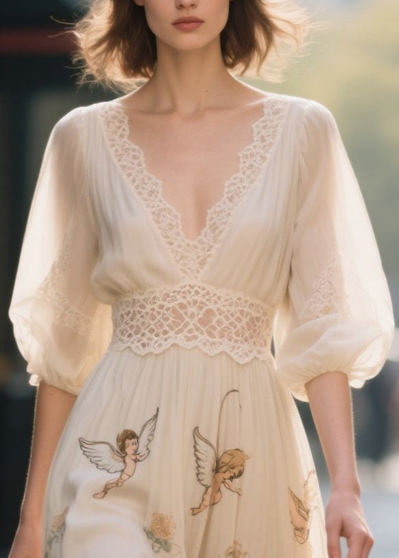 Well Tailored Dress with a Graceful Silhouette