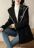 Effortlessly Elegant Coat with a Timeless Design