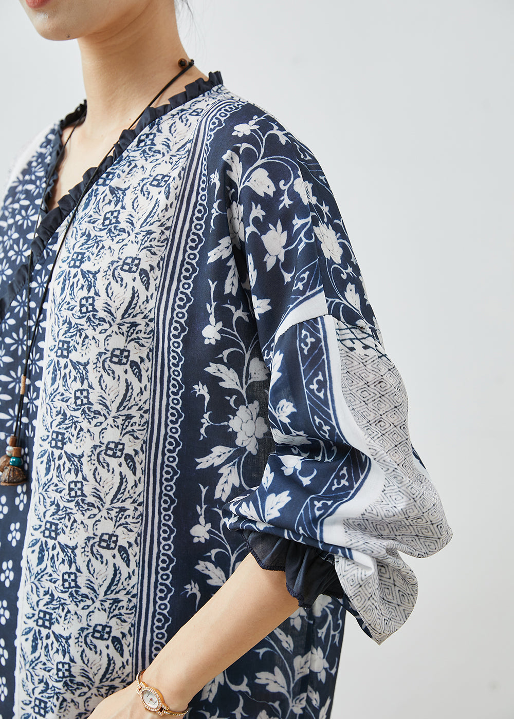 Classic Vintage Blouse with a Flattering Fit