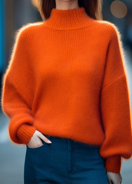 Effortlessly Elegant Top with a Timeless Design