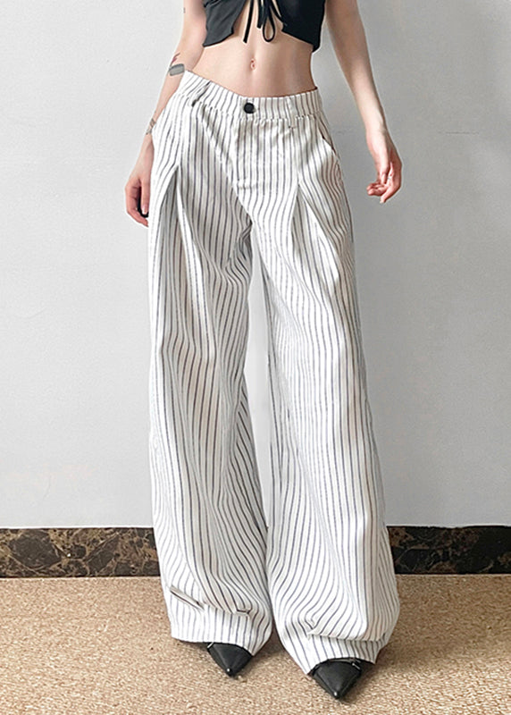 Classic Vintage Pants with a Flattering Fit