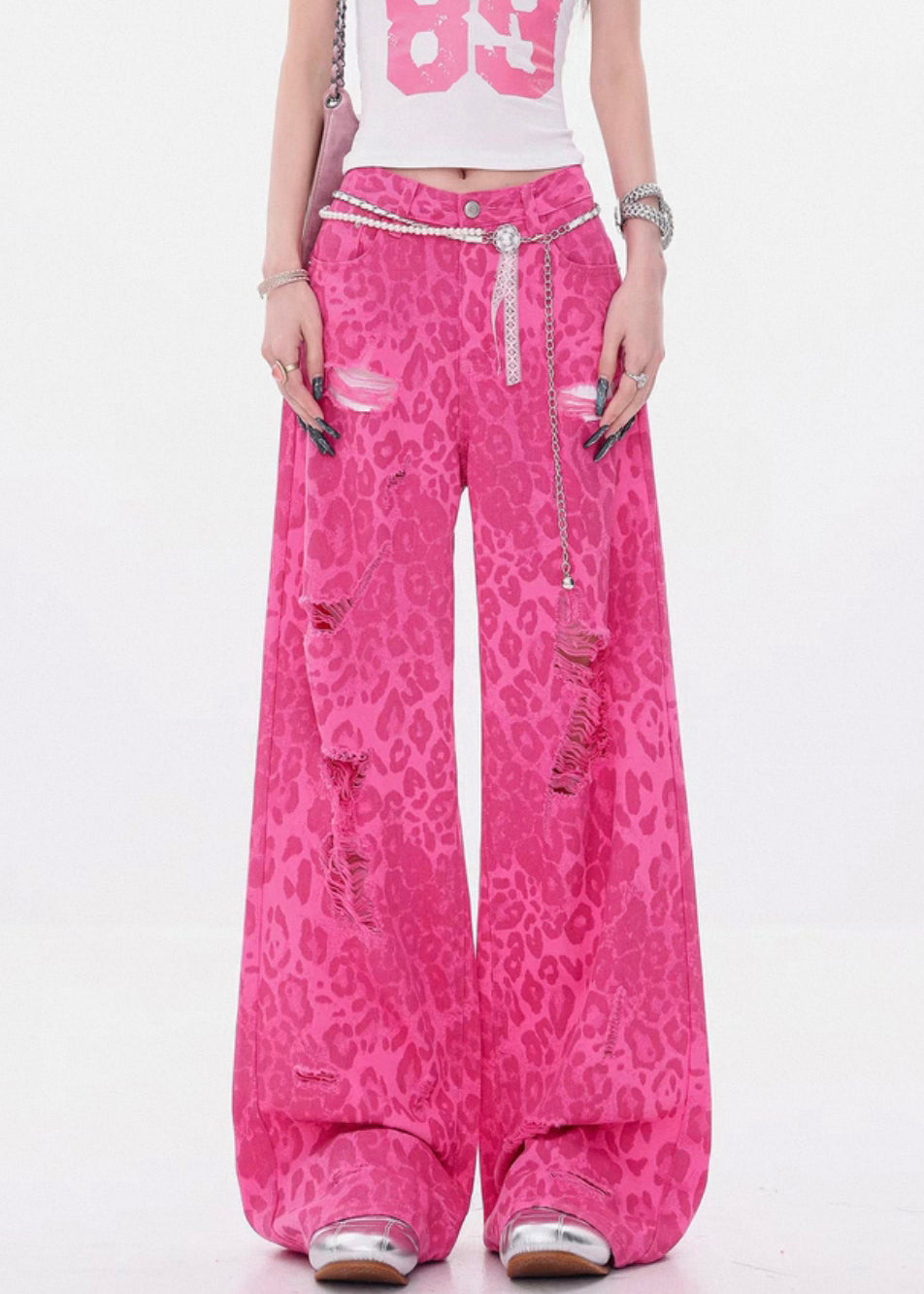Gracefully Styled Pants for Any Occasion