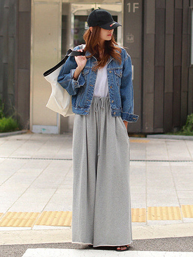 Elegantly Styled Pants for Everyday Wear