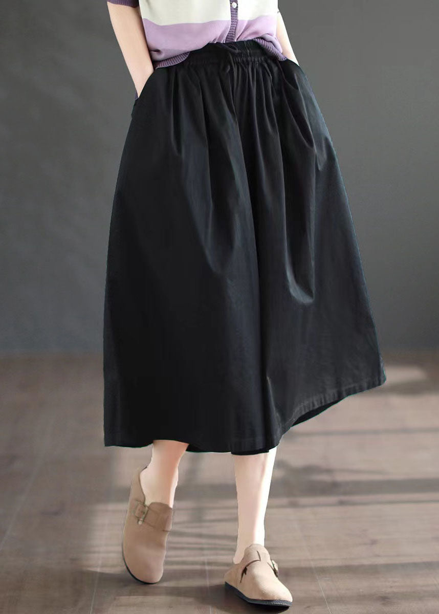 Well Tailored Pants with a Graceful Silhouette