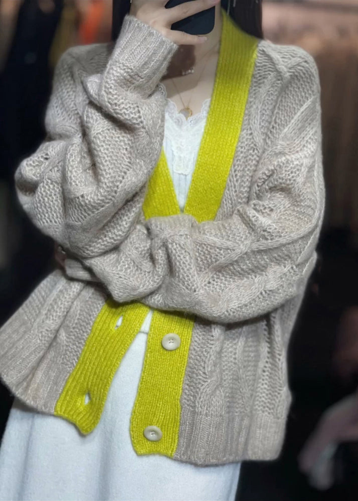 Classic Vintage & Enduringly Stylish Cardigan