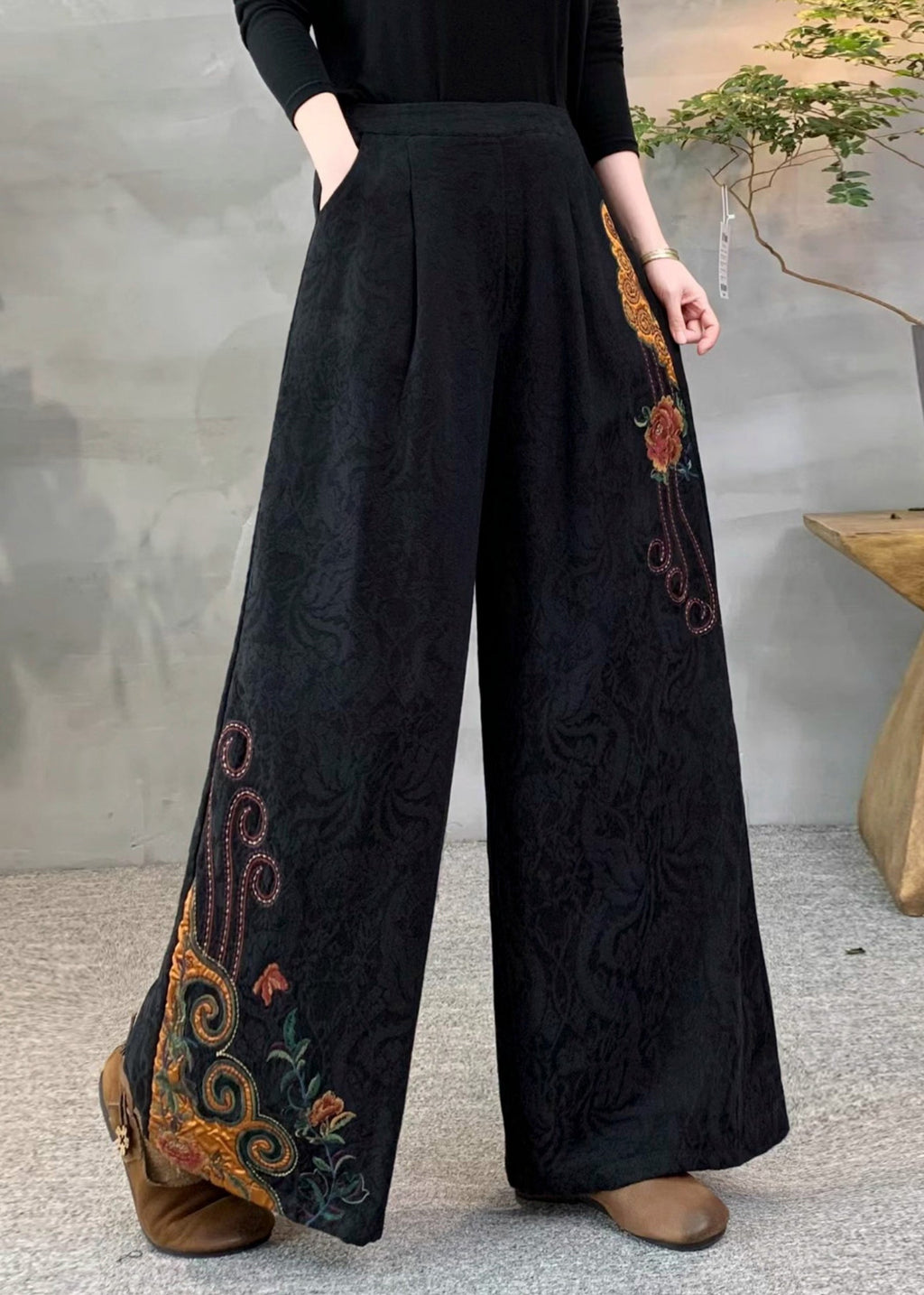 Classic Vintage Pants with a Flattering Fit