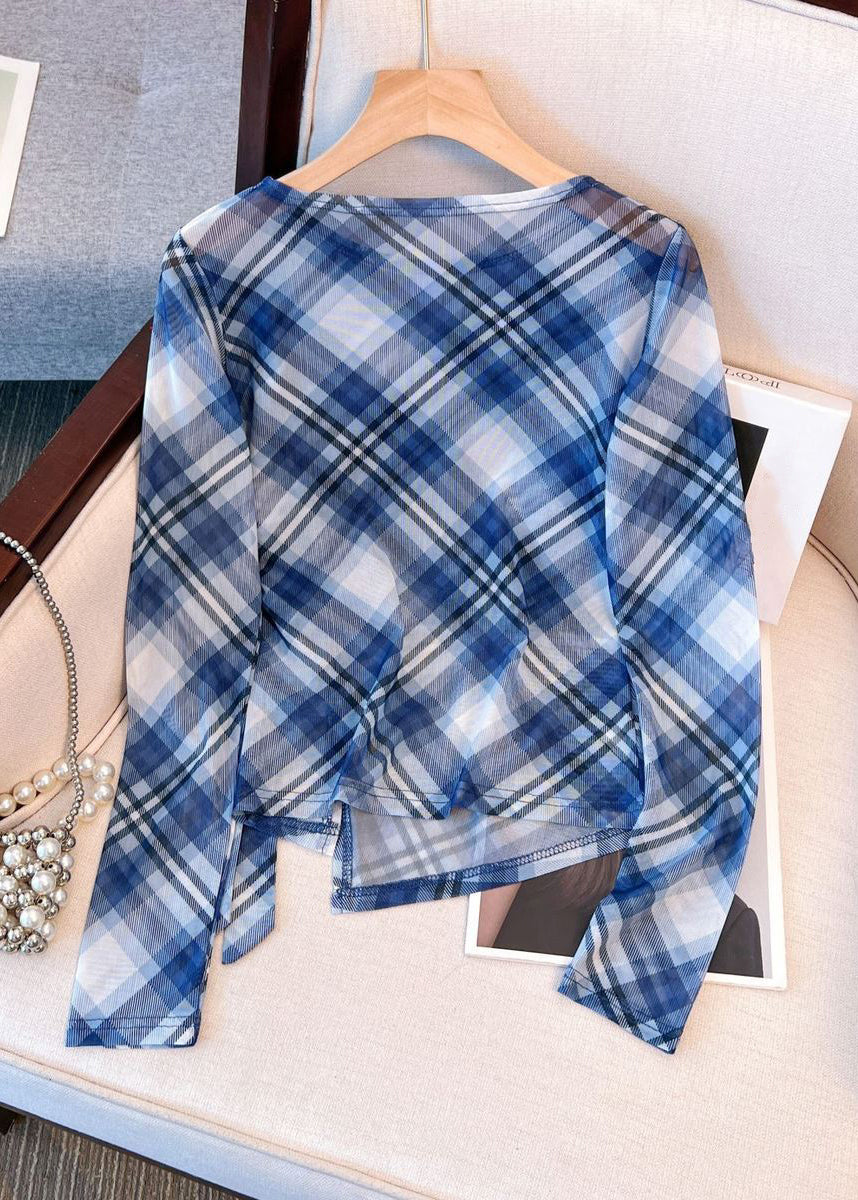 Well Tailored Shirt with a Graceful Silhouette