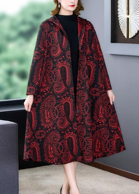 Well Tailored Coat with a Graceful Silhouette
