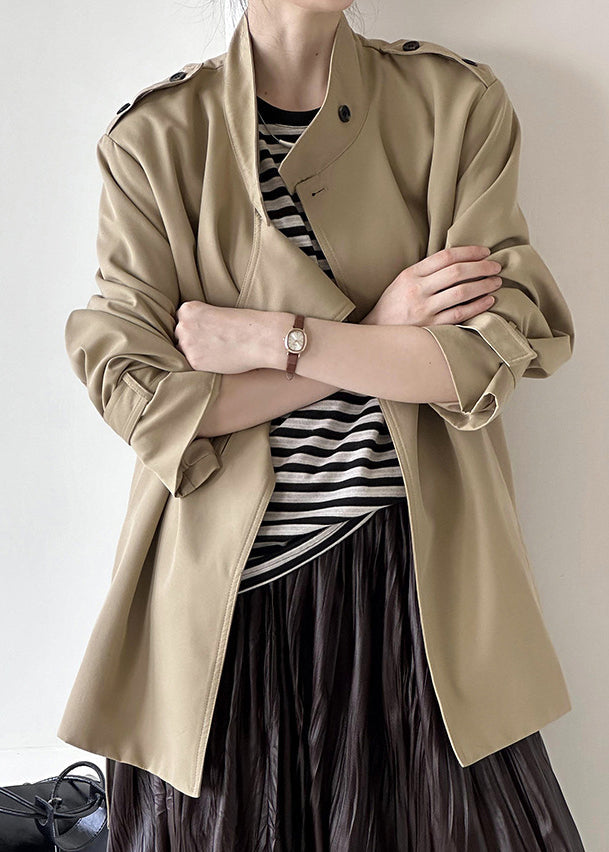 Gracefully Styled Coat for Any Occasion