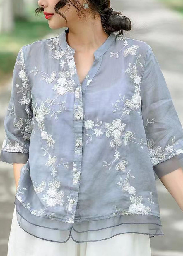 Elegantly Styled Blouse for Everyday Wear