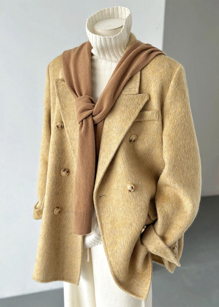 Gracefully Styled Coat for Any Occasion