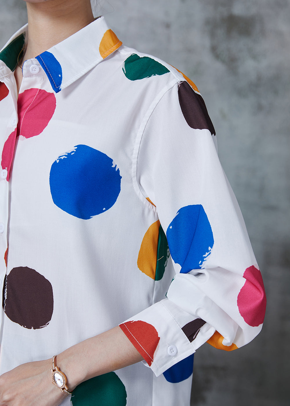 Gracefully Styled Shirt for Any Occasion