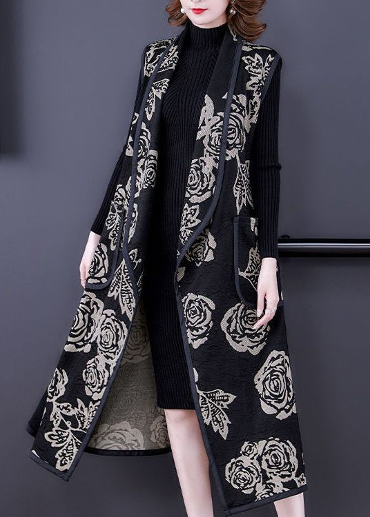 Elegantly Styled Coat for Everyday Wear