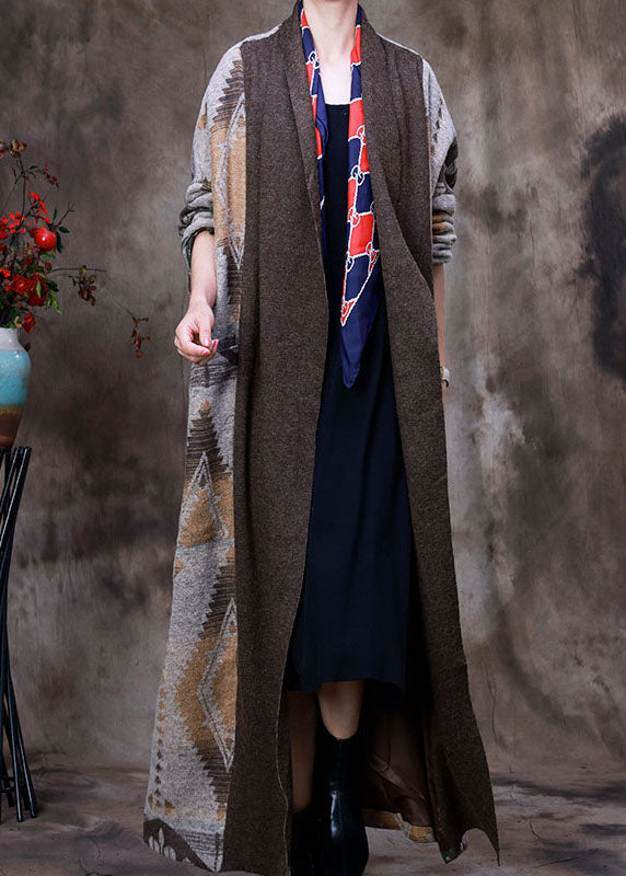 Beautifully Finished Coat in a Timeless Design