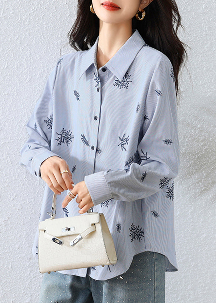 Classic Vintage Top with a Flattering Fit