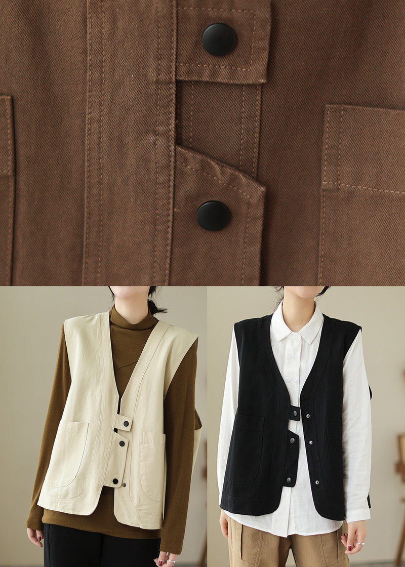 Sophisticated Garment with a Clean Classic Look