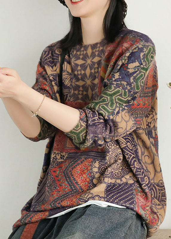 Well Tailored Sweater with a Graceful Silhouette