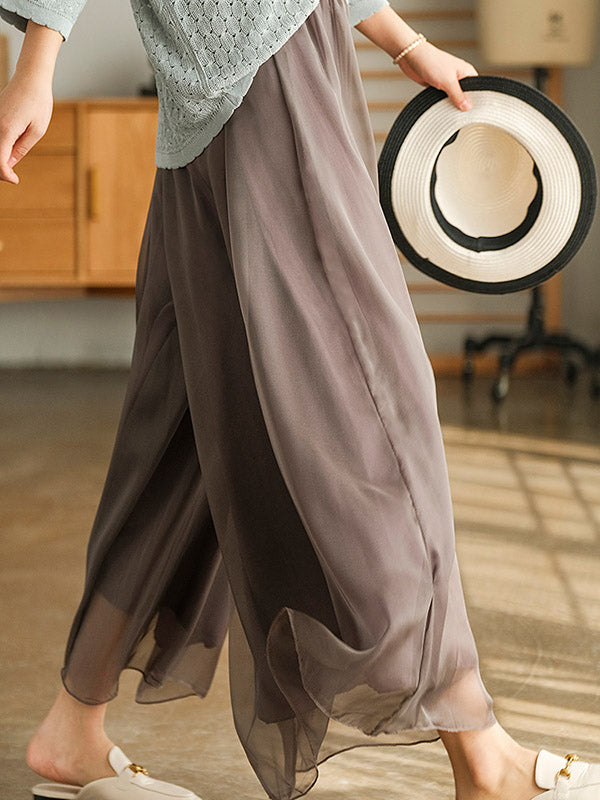 Classic Vintage Pants with a Flattering Fit