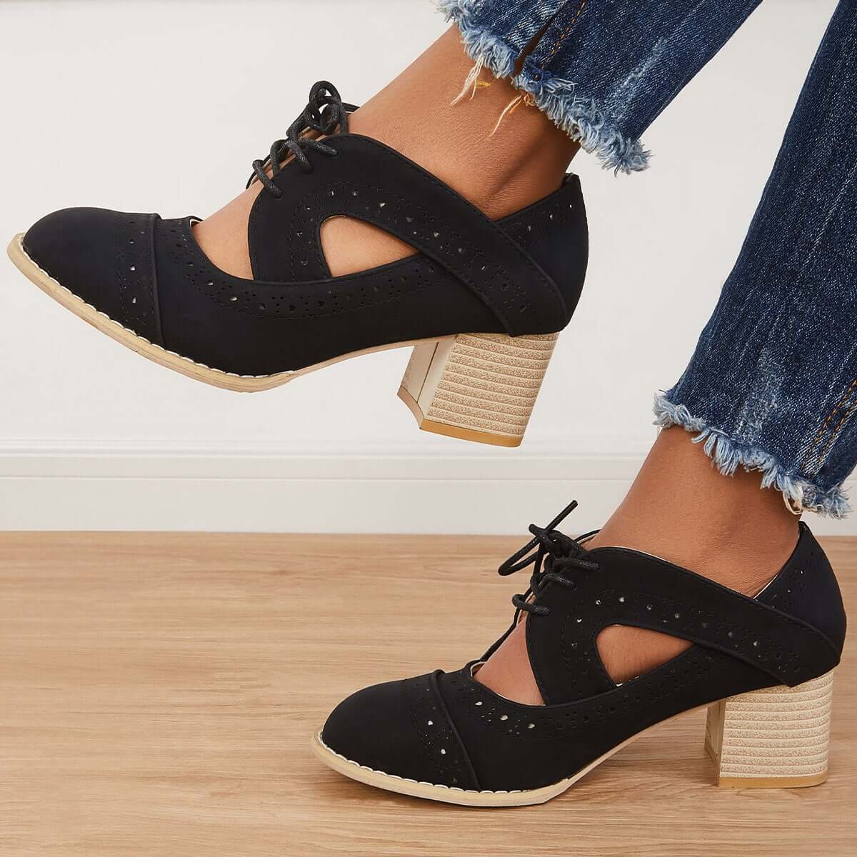 Chic Orthopedic Pumps with Unique Design