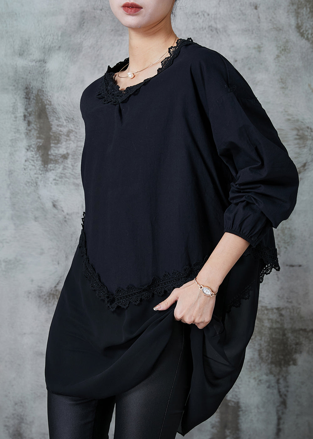 Effortlessly Elegant Shirt with a Timeless Design