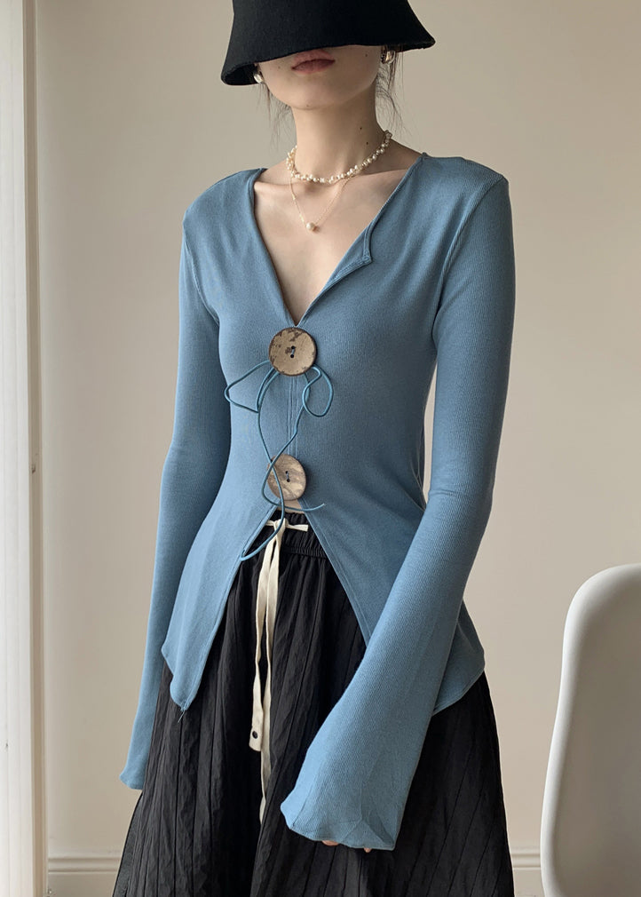 Classic Vintage Top with a Flattering Fit