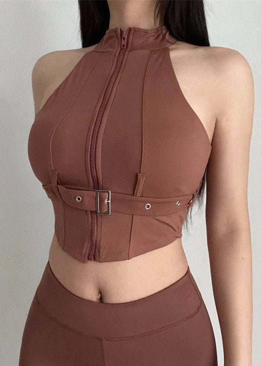 Well Tailored Top with a Graceful Silhouette