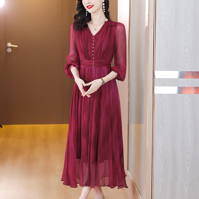 Sophisticated Dress with a Clean Classic Look